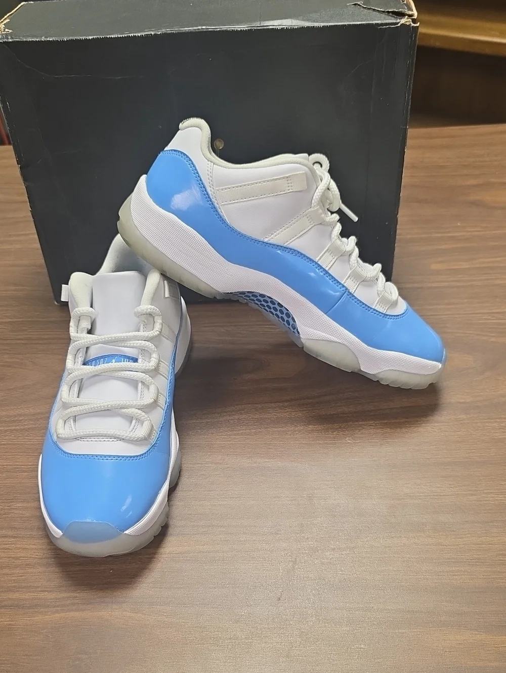 Jordan 11 Retro Low UNC White/University Blue 528895-106 Men's 9 OG All